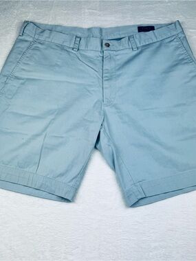 Polo Ralph Lauren Classic Fit 9” flat front shorts. Powder blue. Men’s size 40.
